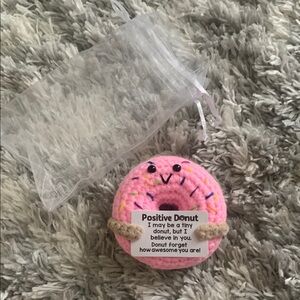 NWOT Mini Crochet Donut